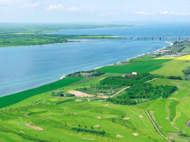 Fewo-Mit-Terasse-U-Garten-Am-Golfplatz Wulfen auf Fehmarn Buitenkant foto